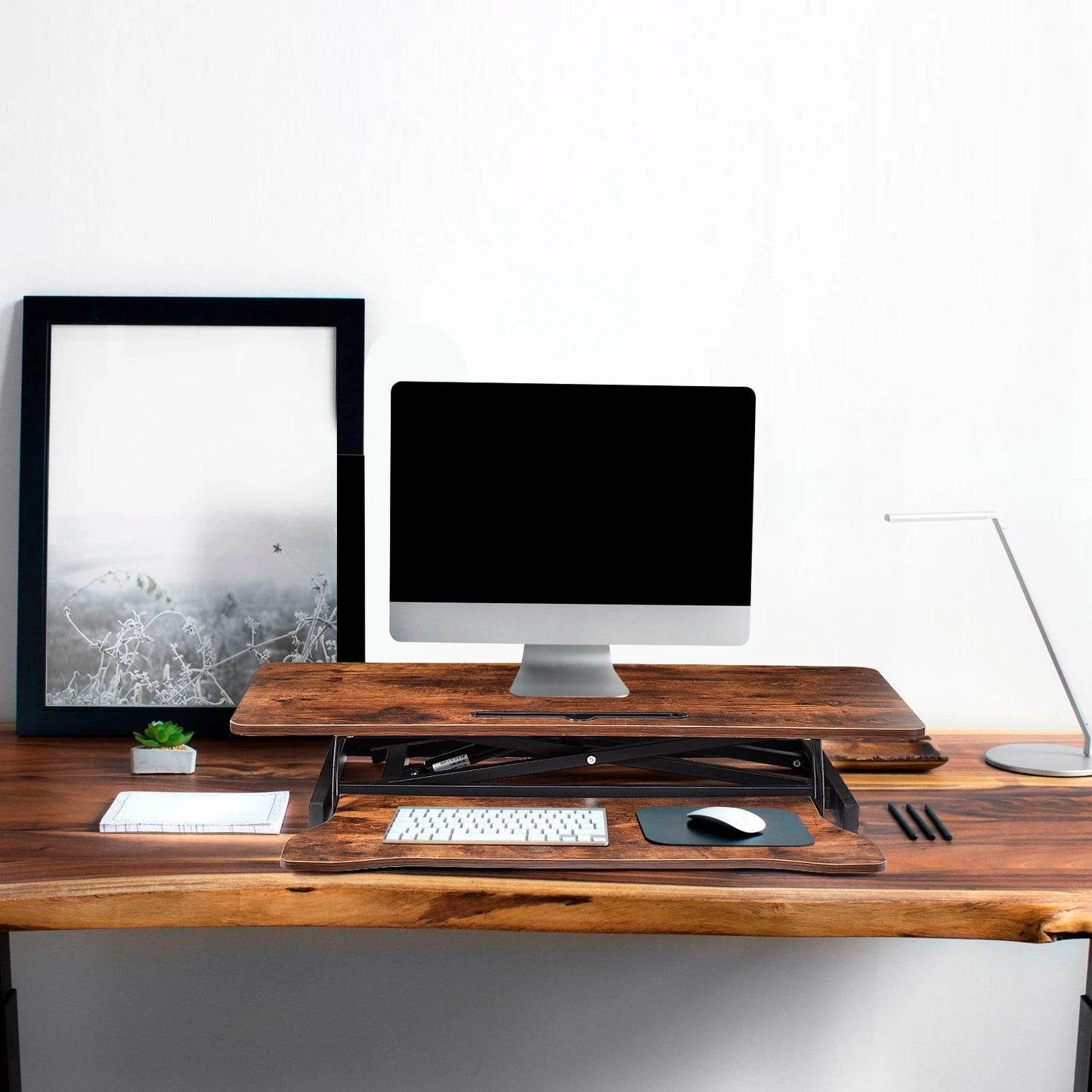 Verstellbarer Stehpult-Konverter, höhenverstellbarer Schreibtisch-Riser, Tigerbraun