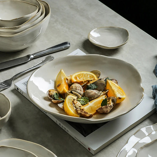 European Style Ceramic Kitchen Tableware Irregular Rice Bowl Creative Dessert Salad Bowl Porcelain Dinner Plate Sauce Dish.