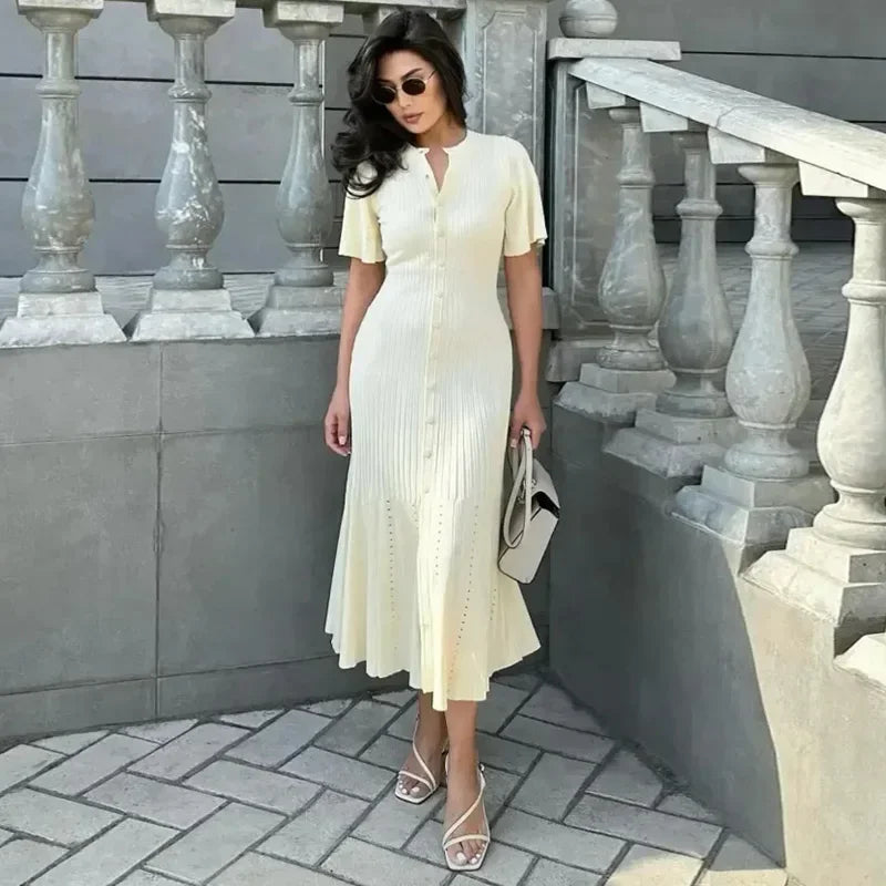 Frauen solide plissierte Saum Patchwork langes Kleid elegante Rundhals ausschnitt kurze Ärmel einreihige Dame Roben 2024 Sommer Streetwear