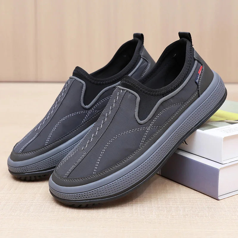 Casual Men's Cloth Shoes Outdoor Men Sports Shoes Comfortable Wear-resistant Soft Bottom Sneakers Light Anti-Slip Walking Shoes