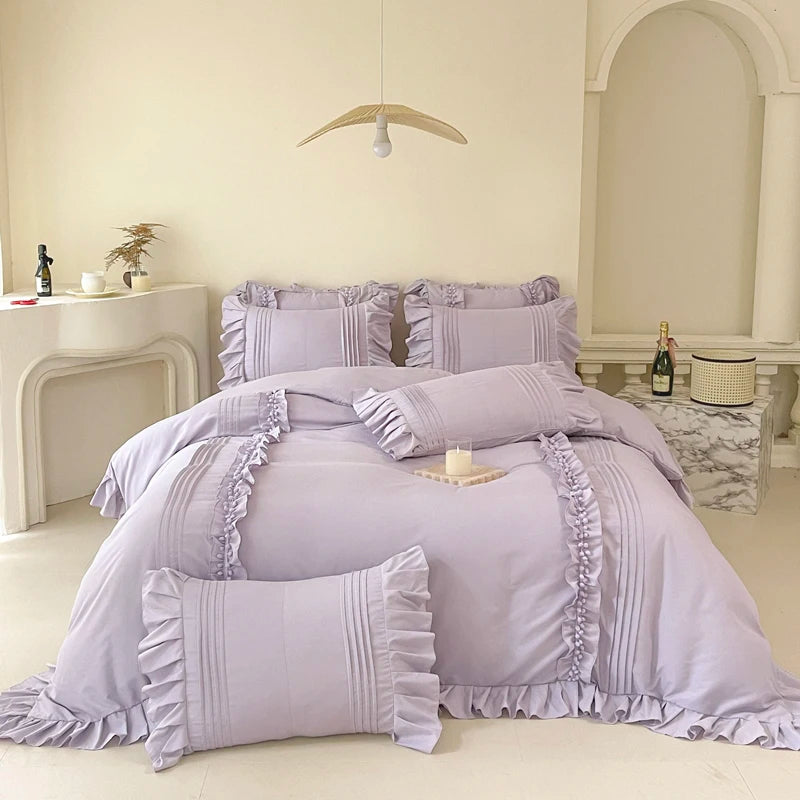 Korean Princess Style Lace Ruffles Bedding Set Solid Color Duvet Cover Set Flat/Fitted Bed Sheet Pillowcases With Pillowcases.