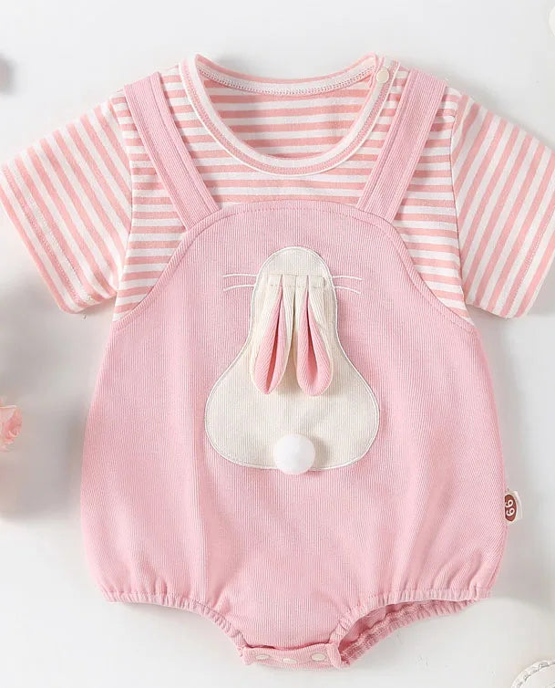 2024 Sommer Baby Mädchen Kleidung niedlichen Hasen falsch zweiteiligen Bodysuit Kleinkind Streifen Patchwork einteilige Kleidung