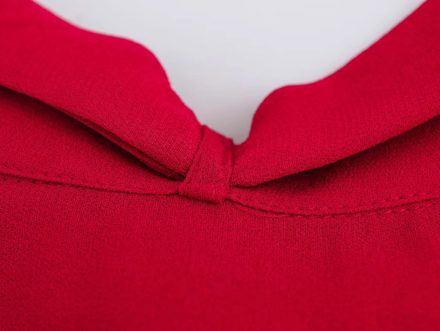 DEEABAE Bow Ribbon Red Chiffon Shirt Women's Early Spring New French Style High-end Temperament Age-reducing Top.