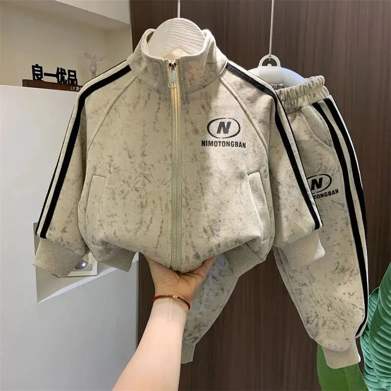 Spring and Autumn Boys' Sportswear Set 2025 New Children's Baby Clothes Set Kids Coat Pants 2pcs.