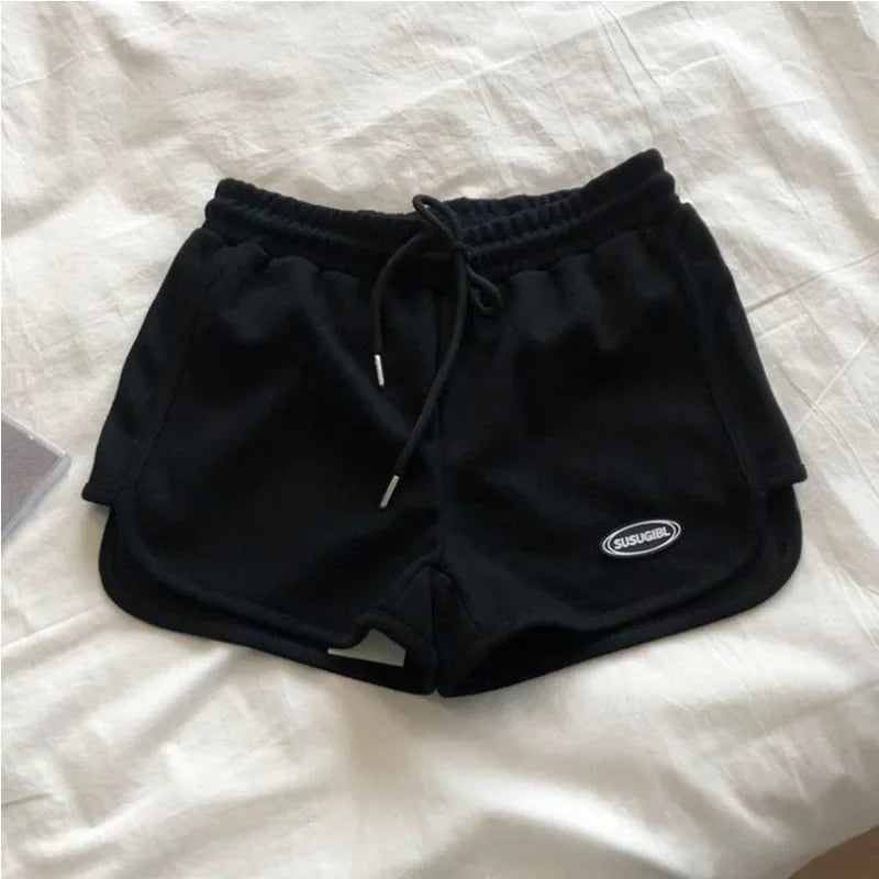 Shorts Women Summer A- shaped Slim Fit Versatile Loose Chili Girl Pants Summer Outdoor Casual Sports Fat Mm Three-piece Hot Pant.