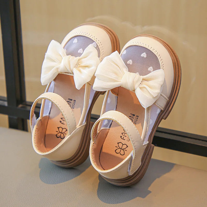 2024 Summer Fashionable Cute Round Toe Breathable Bow Sandals Comfortable Solid Color Casual Girls Lightweight Walking Shoes.