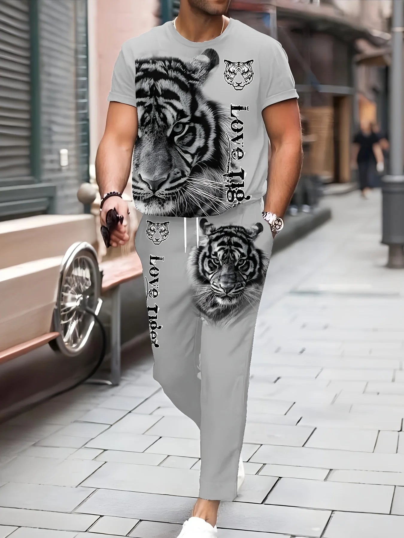 Fashionable summer men's new creative lion print soft and breathable round neck T-shirt pants set outdoor street style clothing.