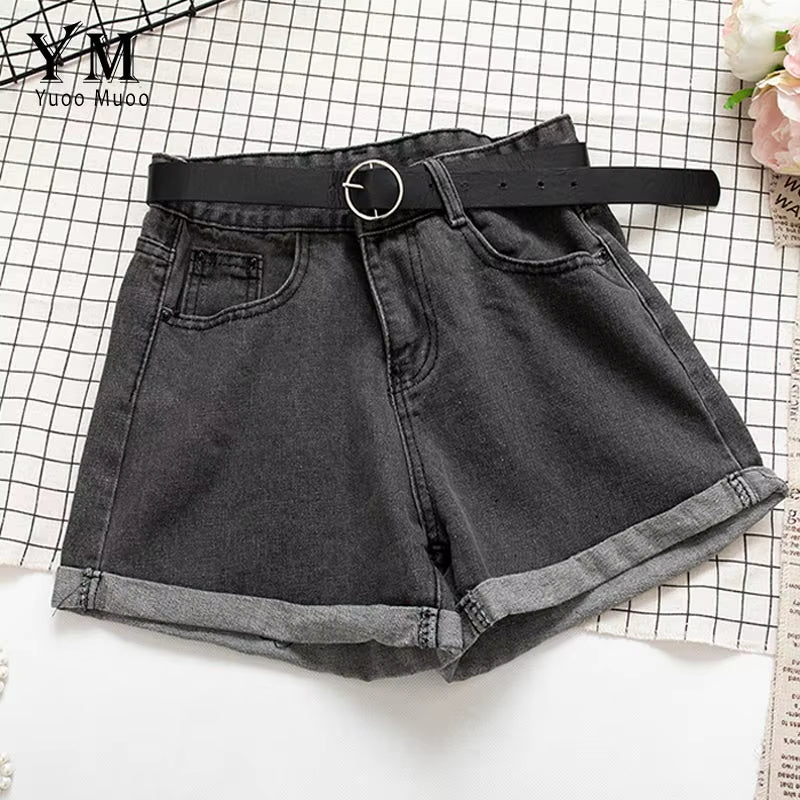 Chic High-Waisted Denim Shorts for Summer Vibes! Perfect for Every Casual Look! 🌞👖 #Fashion #SummerStyle.