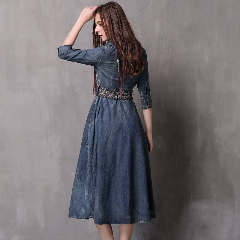 Spring'S New Adult Women'S Retro Dark Blue Jeanswear V-Neck Midsleeved Embroidery Belt Slimming Denim Dress.