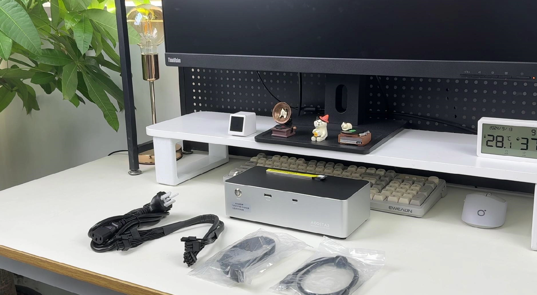 AOOSTAR AG02/AG01 EGPU Dock with OCuLink & USB4 Dual Ports, PCIe 4.0 x4 High Speed for Laptop Mini PC External Graphics Card.