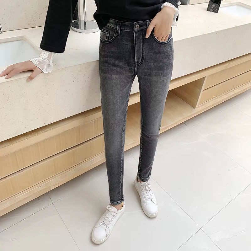 Winter Thick Velvet Women High Waist Skinny Jeans Simple Fleece Warm Slim Fit Stretch Ladies Casual Denim Pencil Pants.