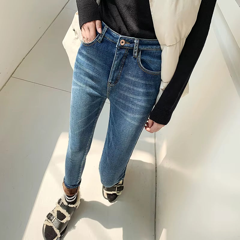 Winter Thick Velvet Women High Waist Skinny Jeans Simple Fleece Warm Slim Fit Stretch Ladies Casual Denim Pencil Pants.