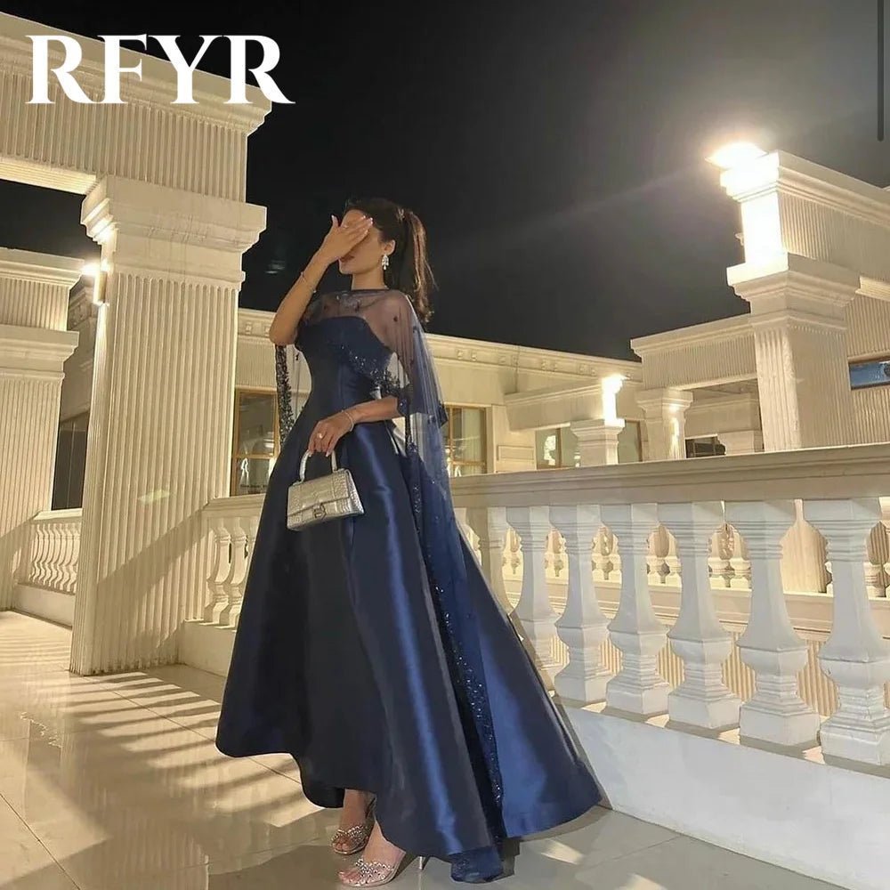 RFYR Marineblaues A-Linie-Satin-Abschlussballkleid mit Umhang, plissiert, knöchellang, für Damen, elegantes formelles Anlasskleid, Abendkleider, individuell gestaltet.