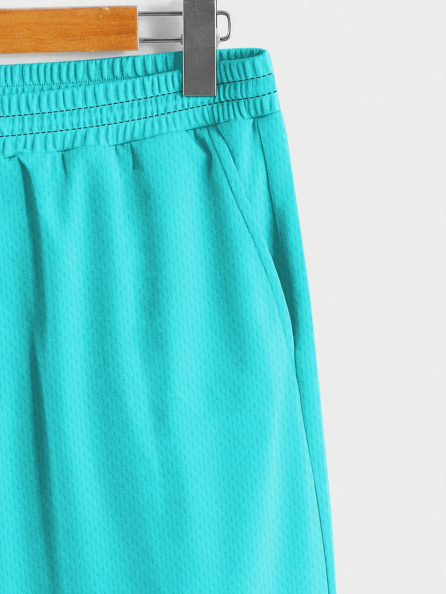 2025 Simple Men's Summer Gradient Printed Comfortable and Breathable Round Neck T-shirt Pants Set Outdoor Casual Two Piece Set.