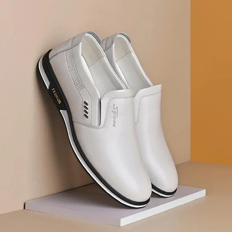 New Leisure Shoes Men's Fashion Leather Shoes Wholesale.