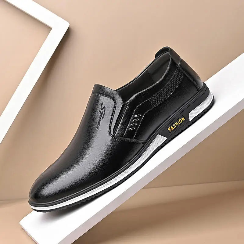 New Leisure Shoes Men's Fashion Leather Shoes Wholesale.