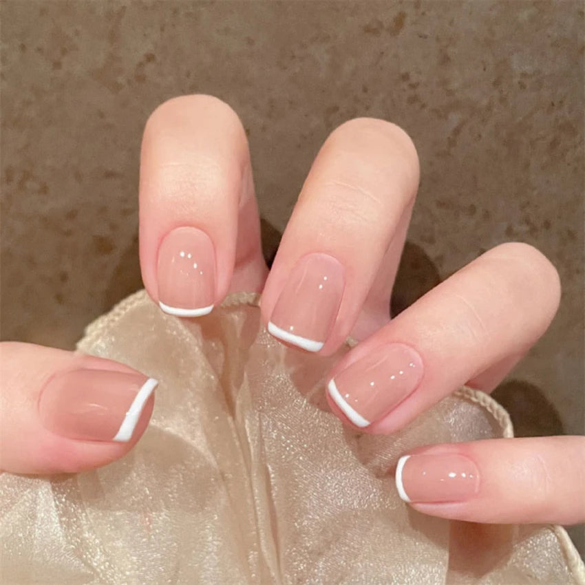 24Pcs/Set White Peach Oolong Gentle French Press on Nail Blush Halo Short Frosted Wearing False Nails Removable Fake Nail Art.