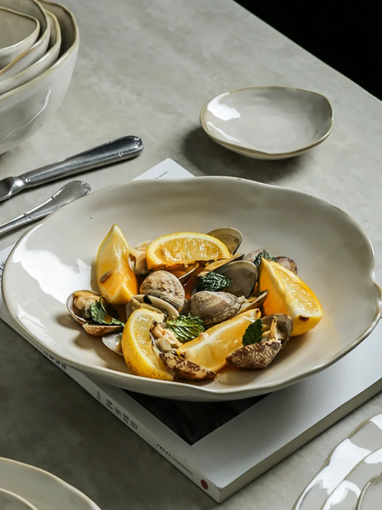 European Style Ceramic Kitchen Tableware Irregular Rice Bowl Creative Dessert Salad Bowl Porcelain Dinner Plate Sauce Dish.