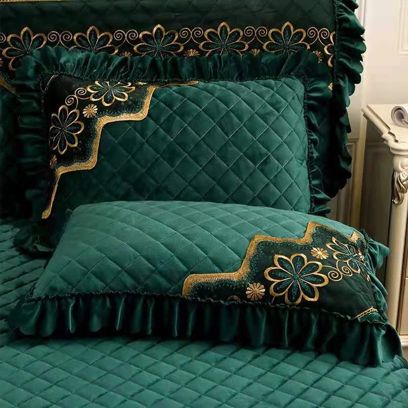 European Luxury Quilted Bed Skirt Winter Warm Thicken Velvet Bedspread King Good Hand Feeling Bed Skirt Not Included Pillowcase