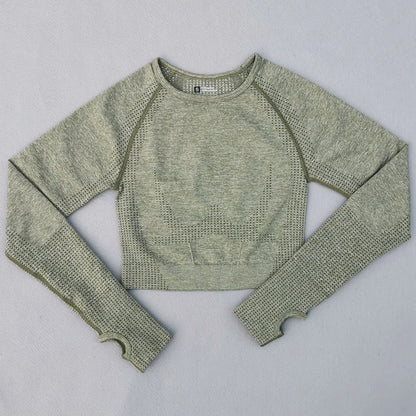 Seamless Yoga Crop Top For Women Long Sleeve Gym Workout Tops with Thumb Holes Sports Running Shirt Women Sportswear.