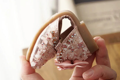 New Kids Leather Shoes Girls Wedding Shoes Children Princess Sandals Sequins Bow Girls Casual Dance Shoes Flat Sandals E462.