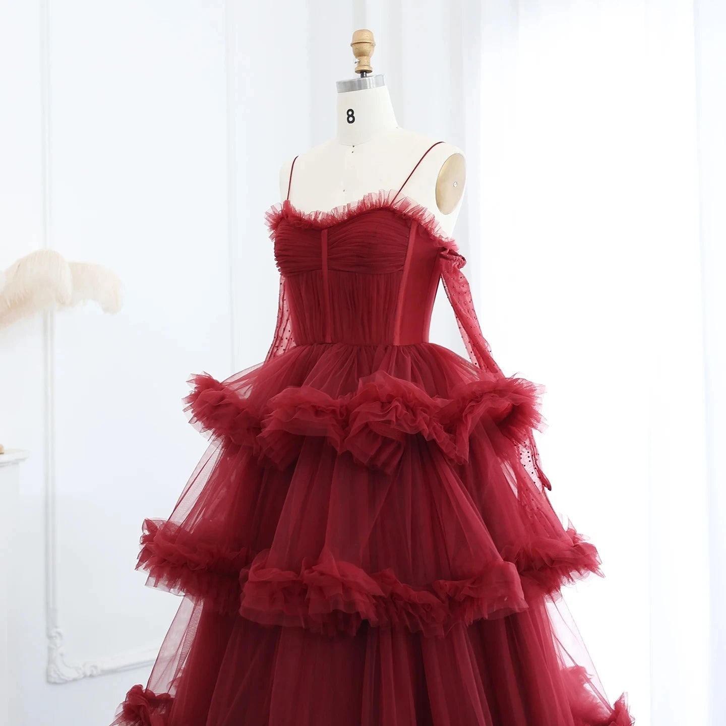 Arabic Burgundy Tulle Tiered Ruffles Evening Dresses With Gloves Pink Spaghetti Straps Wedding Party Gowns SF049-2.