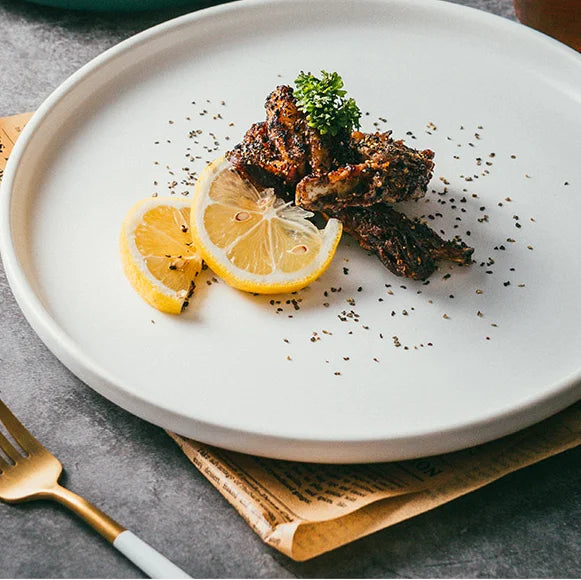 Nordic Ceramic Western Dinner Plate Steak Plate Creative Western Breakfast Plate Flat White Household Dinner Plate Dish.