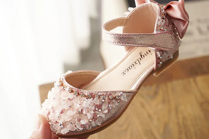 New Kids Leather Shoes Girls Wedding Shoes Children Princess Sandals Sequins Bow Girls Casual Dance Shoes Flat Sandals E462.