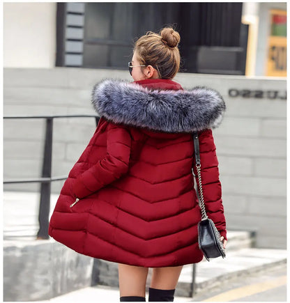 2023 neue Ankunft Mode Schlanke Frauen Winter Jacke Baumwolle Gepolstert Warm Verdicken Damen Mantel Lange Mäntel Parka Damen Jacken