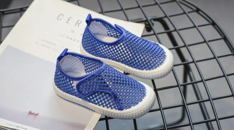 Kids Summer Shoes for Boys Girls Toddlers Children Casual Flats Air Mesh Net Breathable Hollow Cut-outs Sneakers Soft Fashion.
