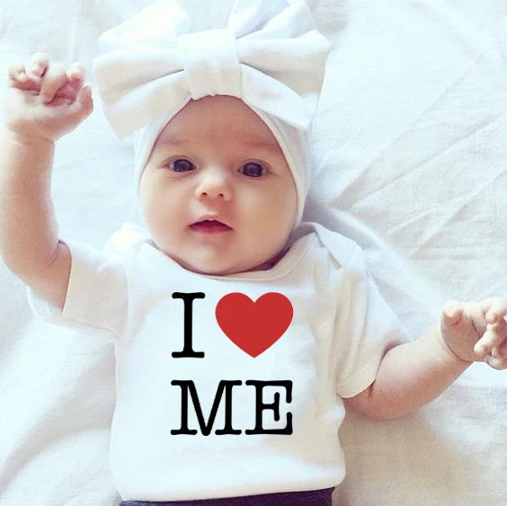 Meine Tante liebt mich und toller Sommer-Body für Kleinkinder, Hipster-Overall, trendiger Body für Neugeborene.