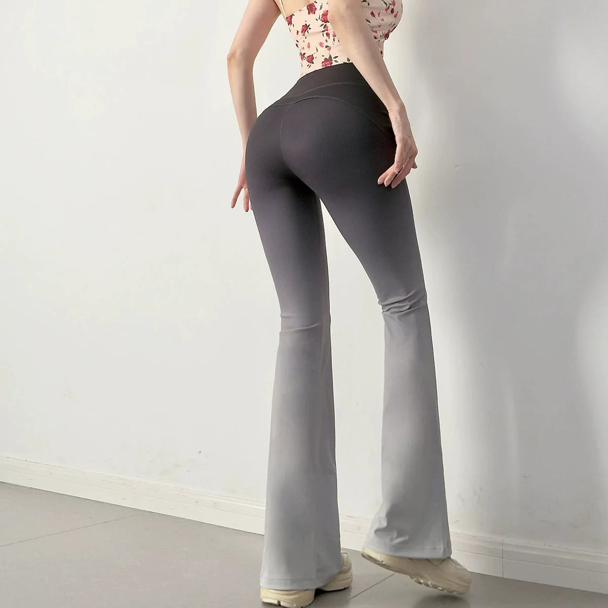 ZWFS-  Tuman1325 New Arrival Ladies Fashion Yoga Pants Women's Boot Cut Design Stylish Long Pants High Waist  Color Sportswear.