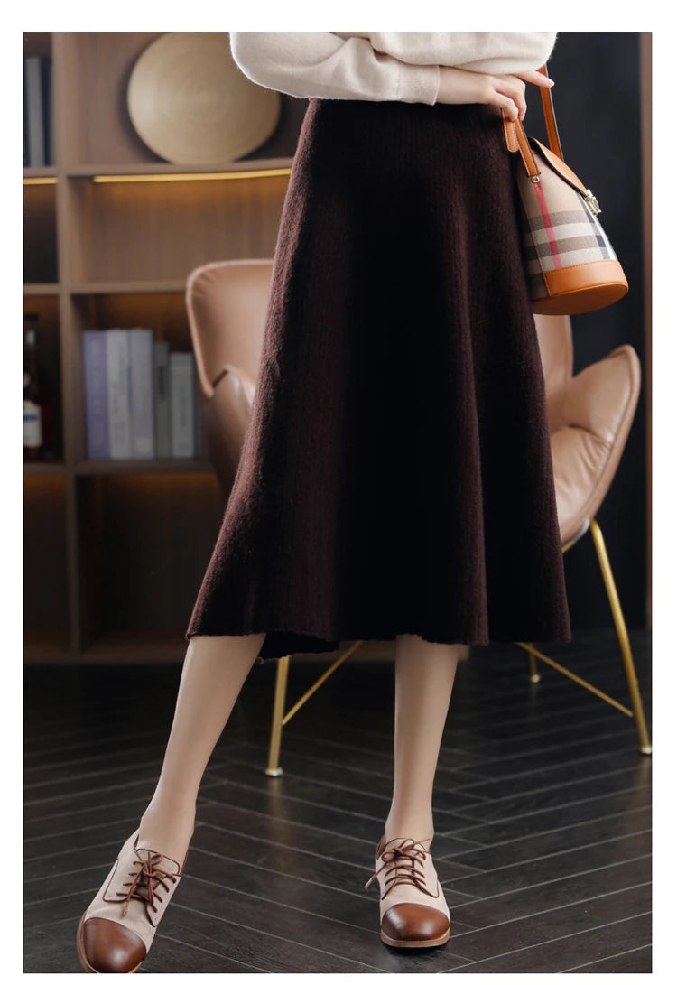 2025 Autumn New High-Waist 100%Pure Wool Pleated Long Skirt Women's Knit Base Skirt Fashion Pack Hip A-Line Cashmere Large Skirt.