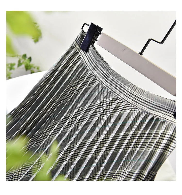 Looks Thin Pleated Skirt 2025 New High Waist A-line Skirt Mid-length Big Size Plaid Skirt Long Pleated Skirt Length 75-90cm
