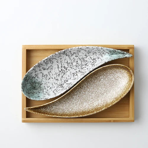 Japanese snack tray creative cold cut snack small dish ceramic sushi plate fruit plate household tableware daily tableware.