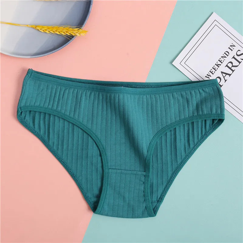 FINETOO 3PCS/Set Women's Underwear Cotton Panty Sexy Panties Female Underpants Solid Color Panty Intimates Women Lingerie M-2XL