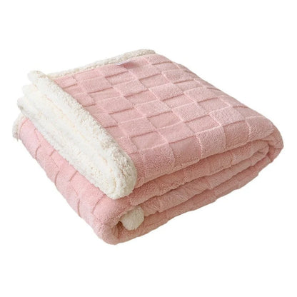 Ornate Jacquard Taffeta Comfort Blanket 100% Polyester Double-Layer Knitted Eco-Friendly Embroidered Pattern.