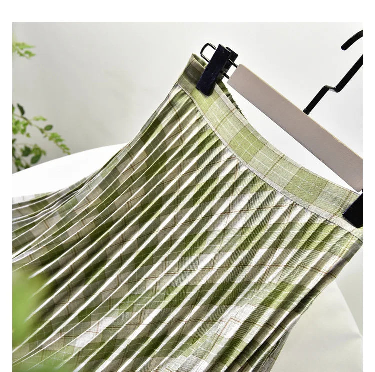 Looks Thin Pleated Skirt 2025 New High Waist A-line Skirt Mid-length Big Size Plaid Skirt Long Pleated Skirt Length 75-90cm