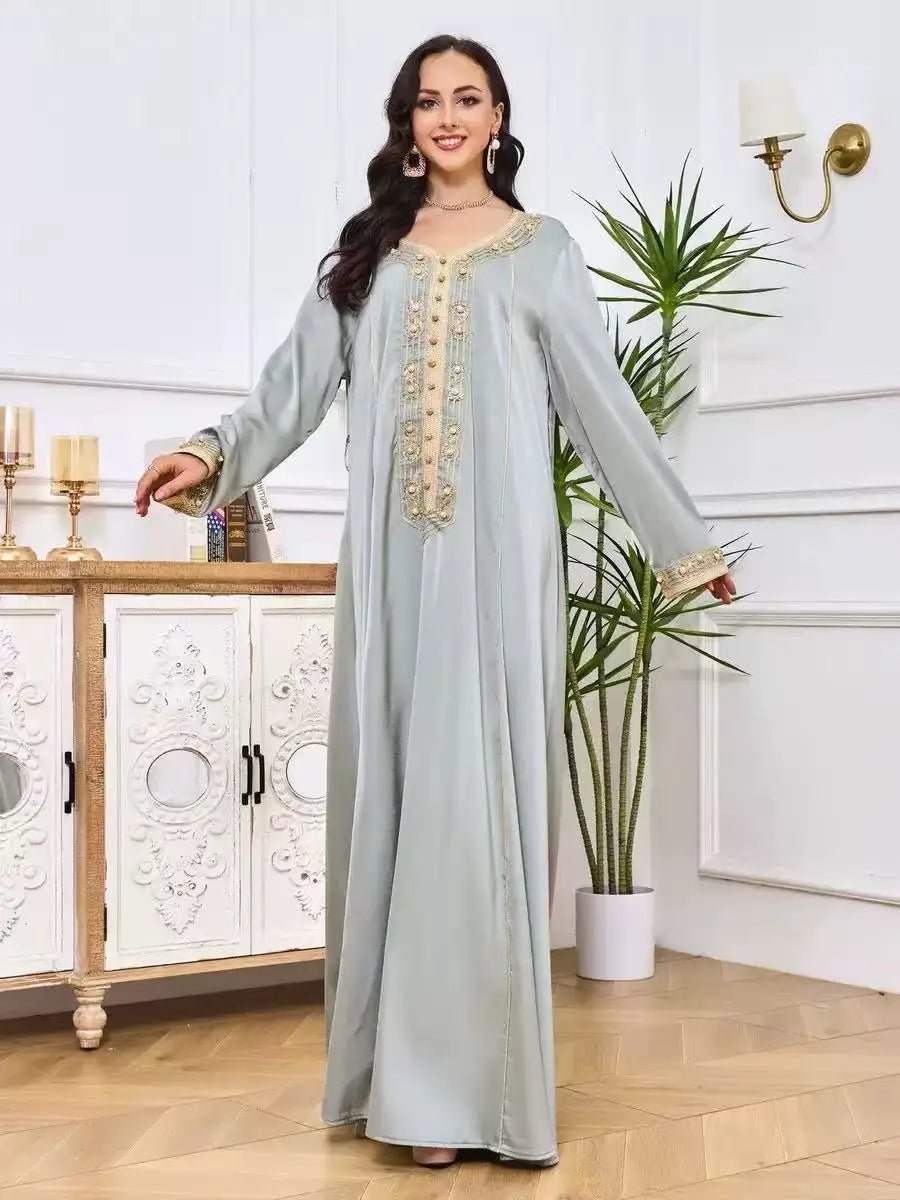 Dubai Women's Traditional Muslim Dress with Embroidered Diamond Fashionable Temperament Robe From Middle East Cross Border.