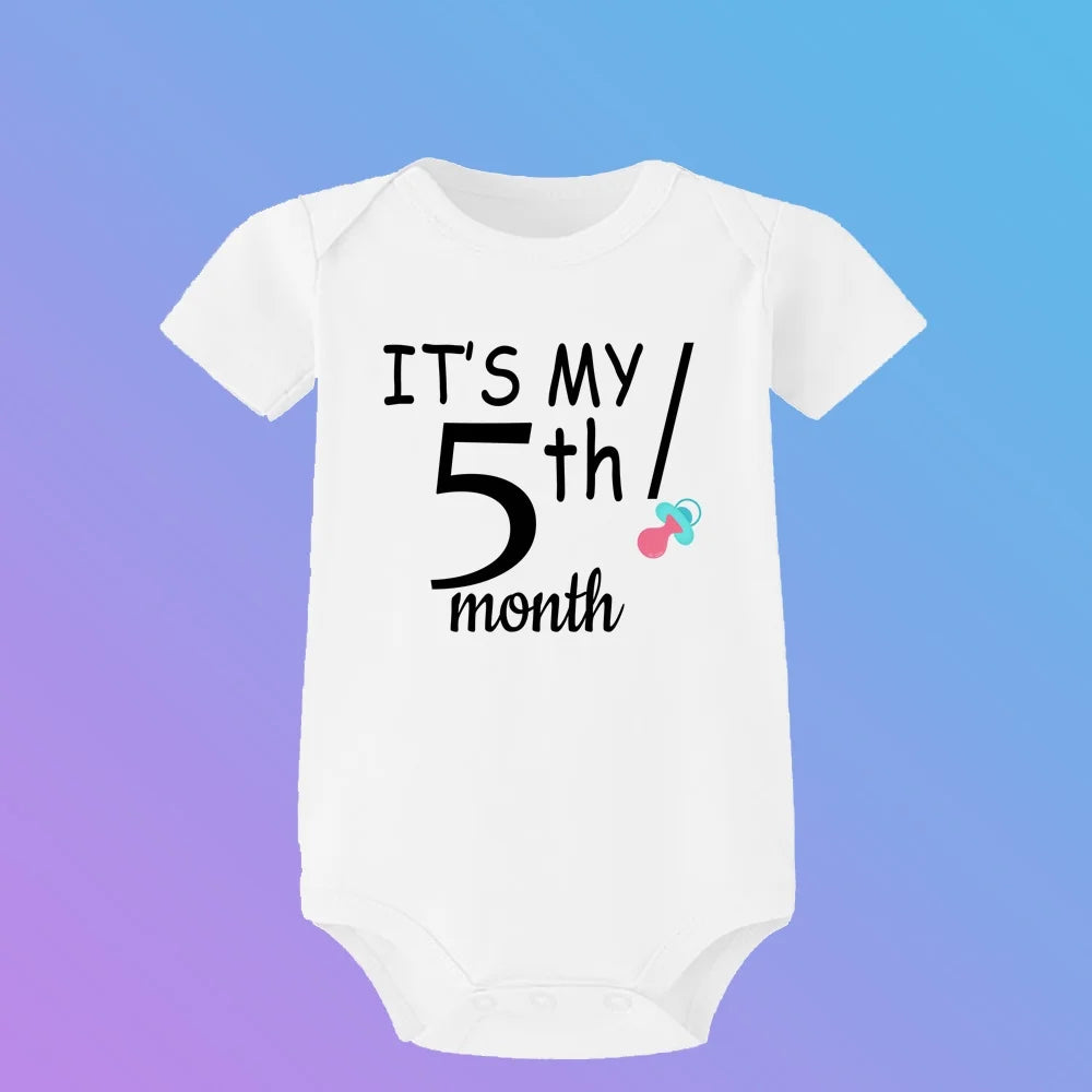 Monatlicher Meilenstein-Baby-Wachstums-Body, cooler Junge, 1–12 Monate, Einteiler, Babyparty, Geschenk, Monatsbilder, monatliche Overall-Kleidung.