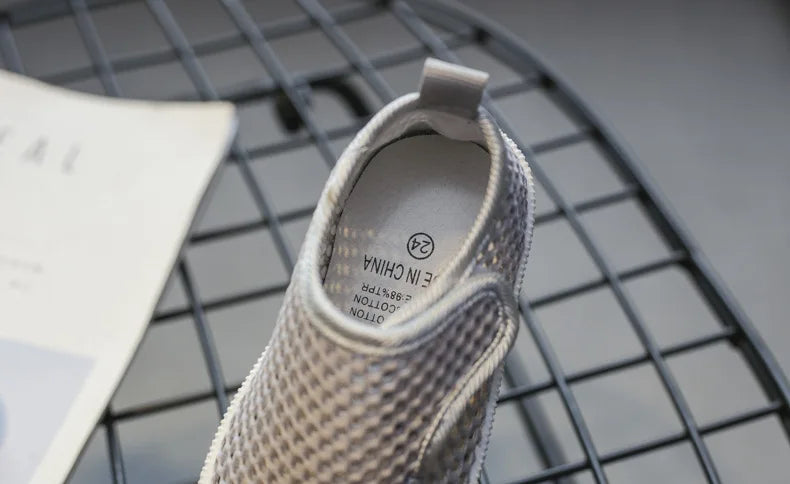 Kids Summer Shoes for Boys Girls Toddlers Children Casual Flats Air Mesh Net Breathable Hollow Cut-outs Sneakers Soft Fashion