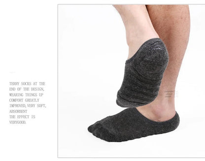 5 Pairs/Lot Men's Fashion Towel Bottom Boat Socks Cotton Sport Sweat Breathes Silicone Anti-Slip Invisible Socks Plus Size 41-45.
