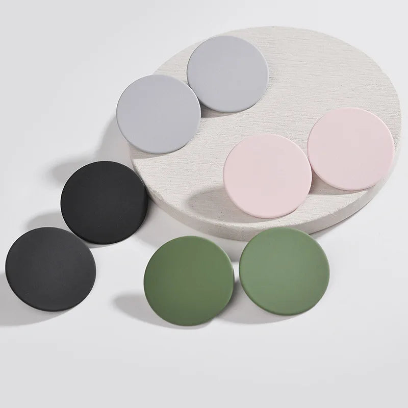 Women Korean Ear Jewelry Paint Black Round Earrings New Fashion Medium Statement Round Stud Earrings.