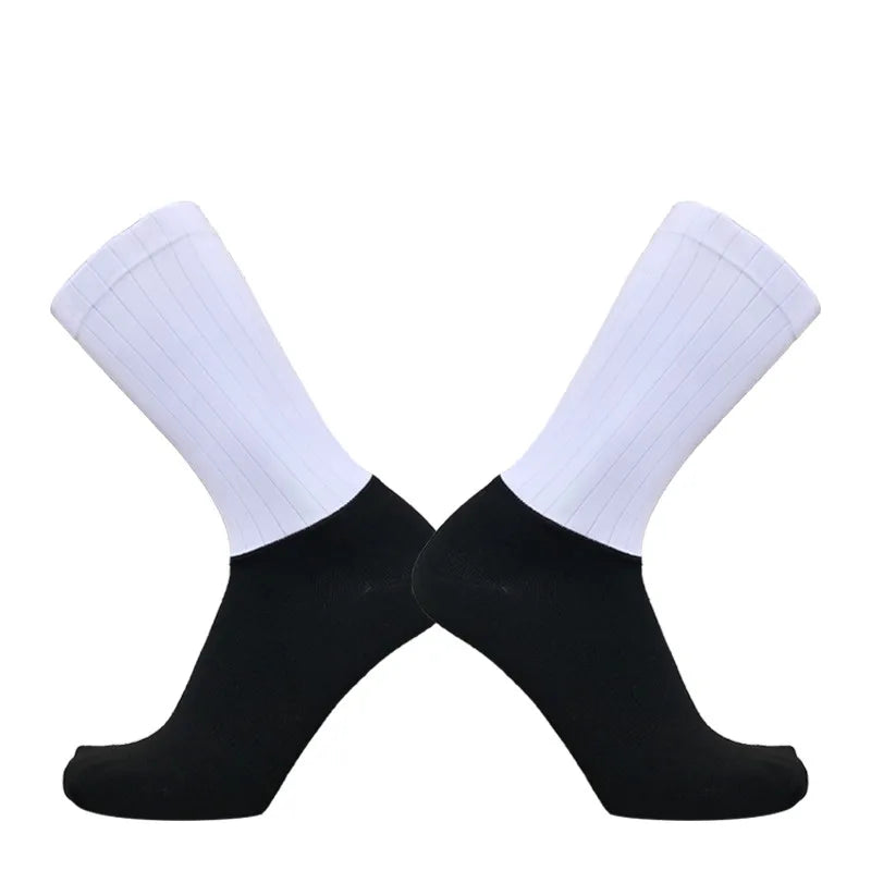 Anti Slip Silicone Summer Aero Socks Whiteline Cycling Socks Men Bicycle Sport Running Bike Socks Calcetines Ciclismo.