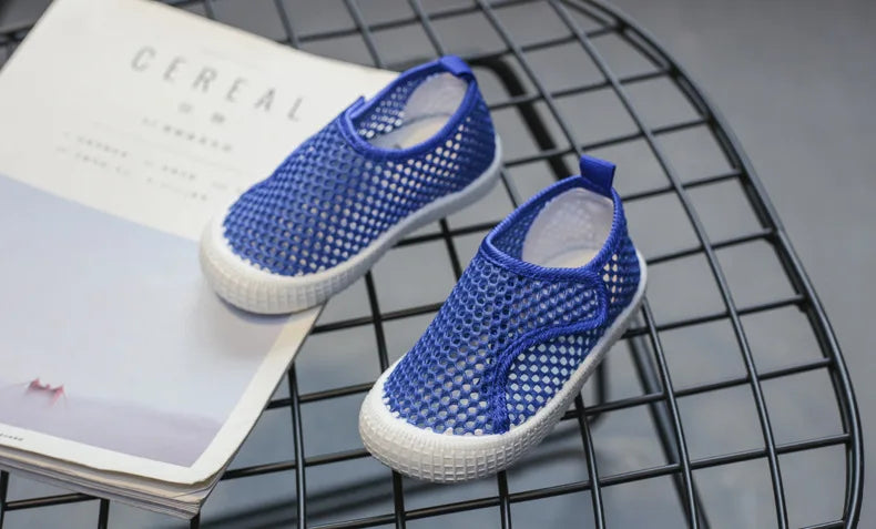 Kids Summer Shoes for Boys Girls Toddlers Children Casual Flats Air Mesh Net Breathable Hollow Cut-outs Sneakers Soft Fashion.