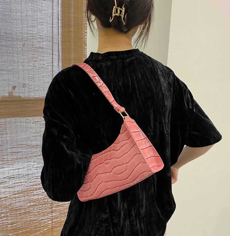 Fashion PU Leather Bags for Women Alligator Pattern Armpit Handbag Female Small Underarm Messenger Bag Purse.