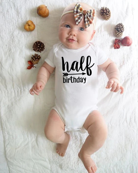 Eine hälfte geburtstag strampler Halb brithday hemd 1/2 Halb Geburtstag einteiliges Junge halbe geburtstag outfits Geschlecht Neutral Baby geschenk.