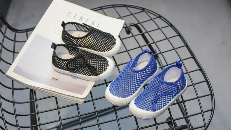Kids Summer Shoes for Boys Girls Toddlers Children Casual Flats Air Mesh Net Breathable Hollow Cut-outs Sneakers Soft Fashion.