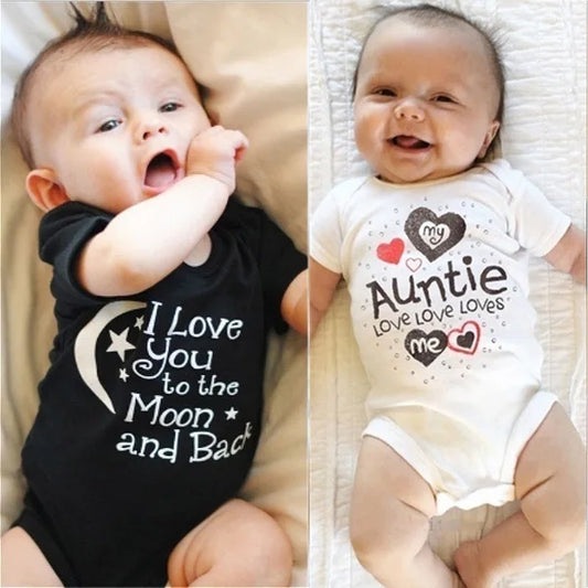 ICH LIEBE DICH ZUM MOND UND ZURÜCK & My Auntie Liebt Mich Gedruckt Jungen Mädchen Infant Playsuits Ein Stück schöne Baby Kid Romper Body.