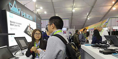 Huion Kamvas Pro 16 15.6 inch Graphic Tablet  Monitor Battery-Free Pen Display Digital Tablet Drawing Monitor with Tilt AG Glass